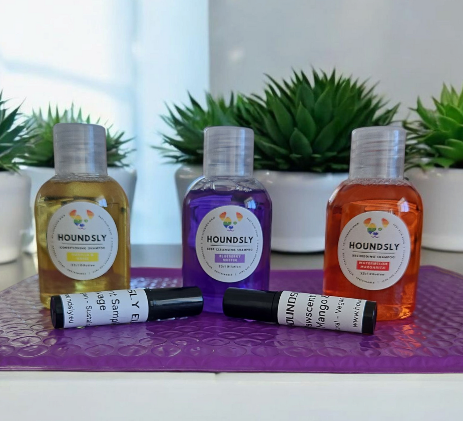 Natural vegan dog shampoo Houndsly
