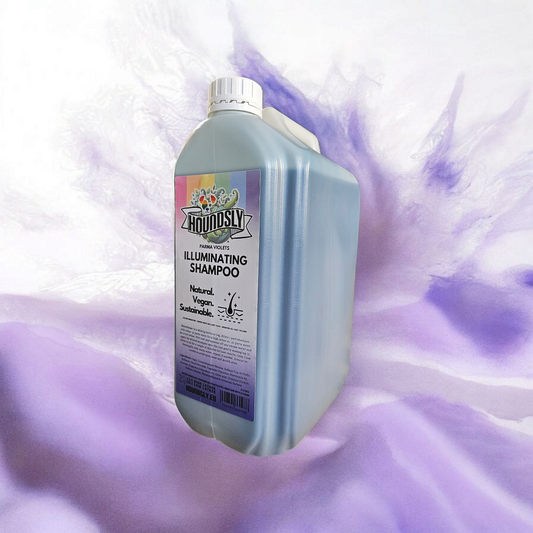 Whitening natural, vegan dog shampoo