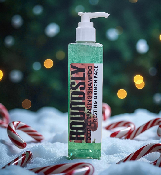 Deep Cleansing Dog Shampoo for Salons - Resting Grinch Face