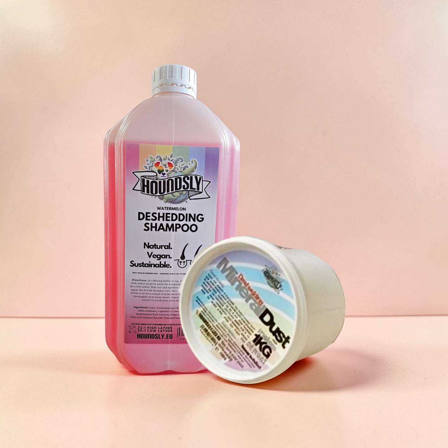 Houndsly EU Pet Products De-Shedding Duo Kit with watermelon shampoo and mineral dust treatment.