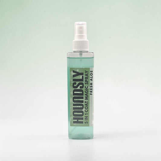 Frente Perfumada Ltd, T/A Houndsly EU Pet Products 5 in 1 Coat Magic Spray with Aloe & Cucumber for detangling, conditioning, and frizz ease.